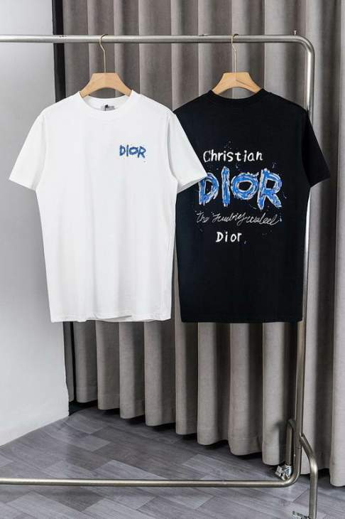 Picture of Dior T Shirts Short _SKUDiorM-2XLjhtxY04416382